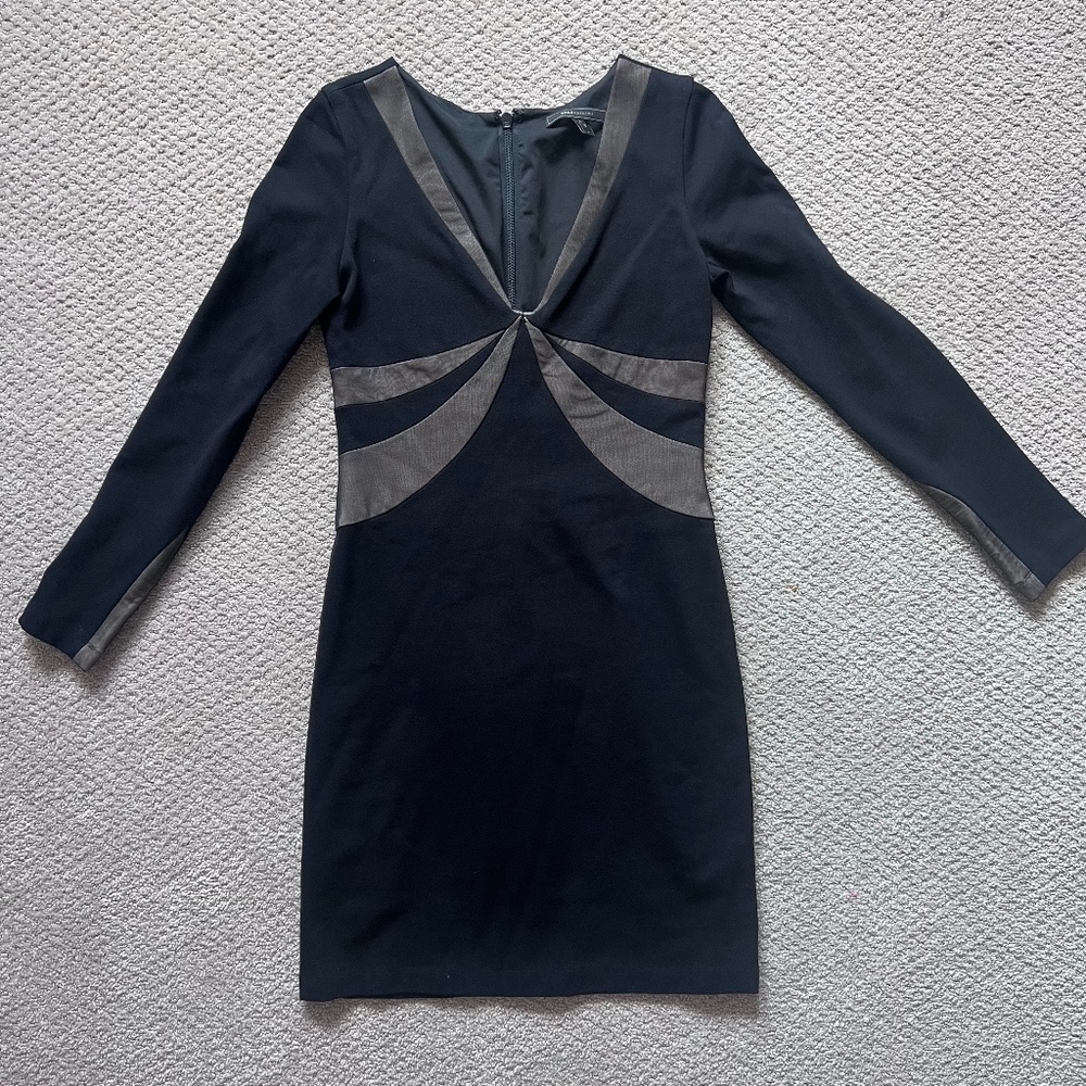 BCBG MaxAzria Little Black Dress Long Sleeve V Neck Mid Length Bodycon Womens M
